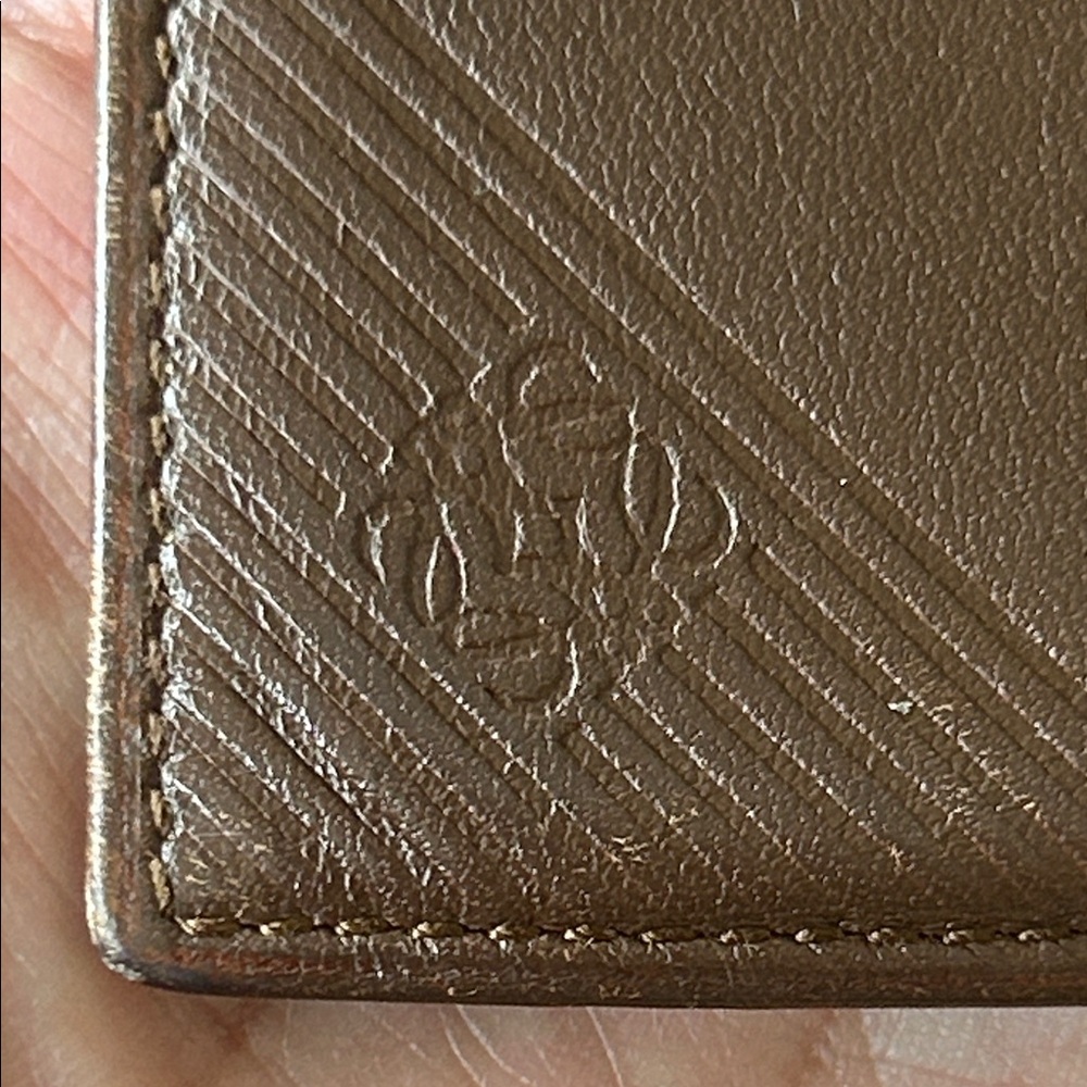 LOEWE Softest Leather Wallet - Picture 5 of 9